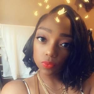 Meet your Posher, Ari